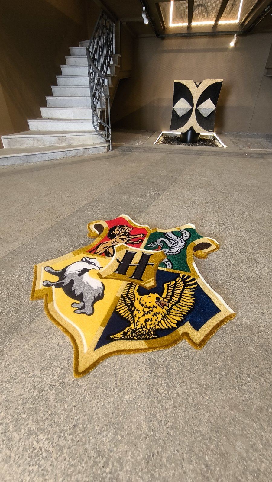 Tapete brasão estilo Hogwarts